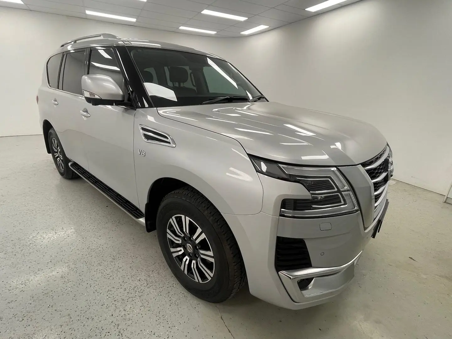 2020 Nissan Patrol Gallery Image 1