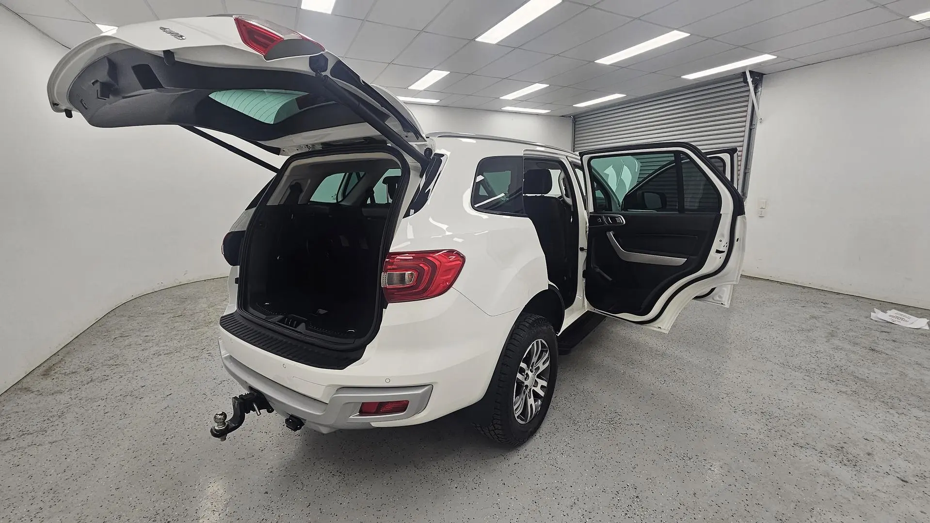 2022 Ford Everest Gallery Image 19