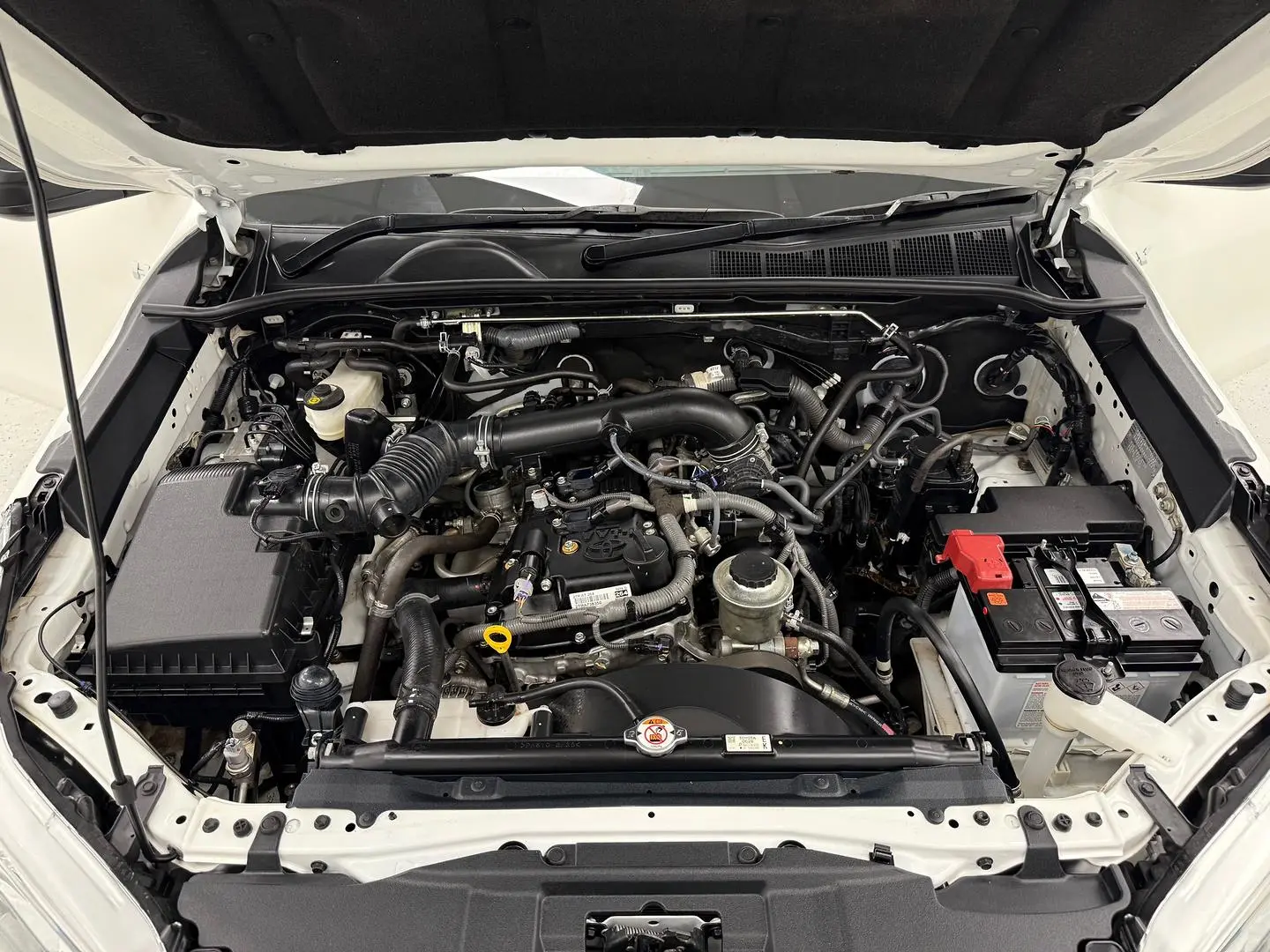 2020 Toyota Hilux Gallery Image 21