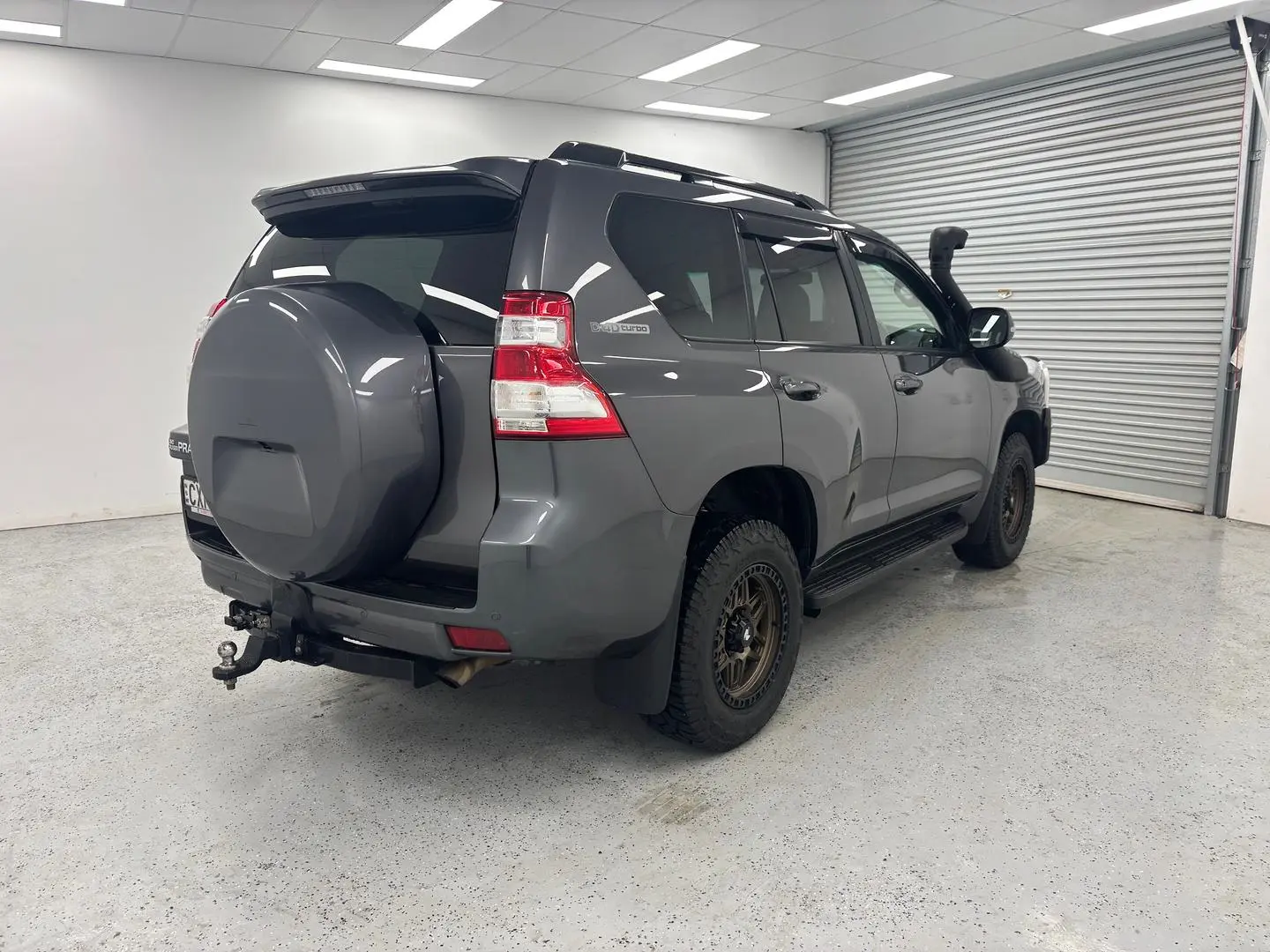 2015 Toyota Landcruiser Prado Gallery Image 3