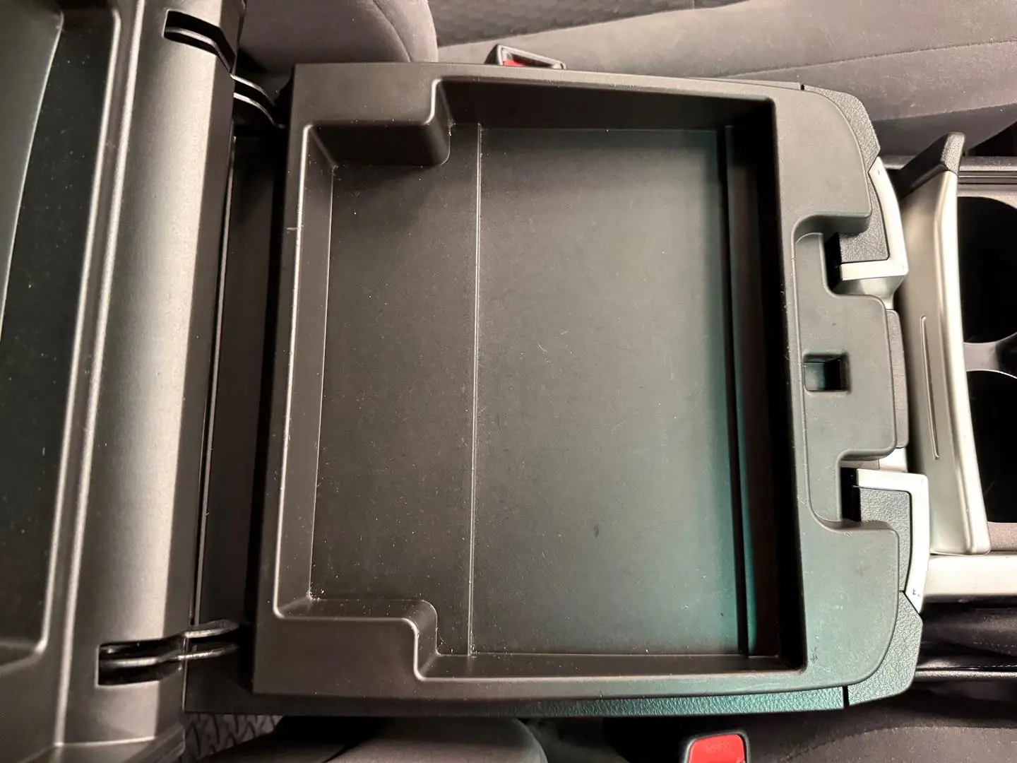 2019 Toyota Landcruiser Gallery Image 35