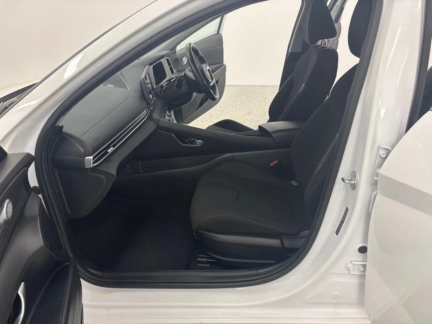 2024 Hyundai i30 Gallery Image 18