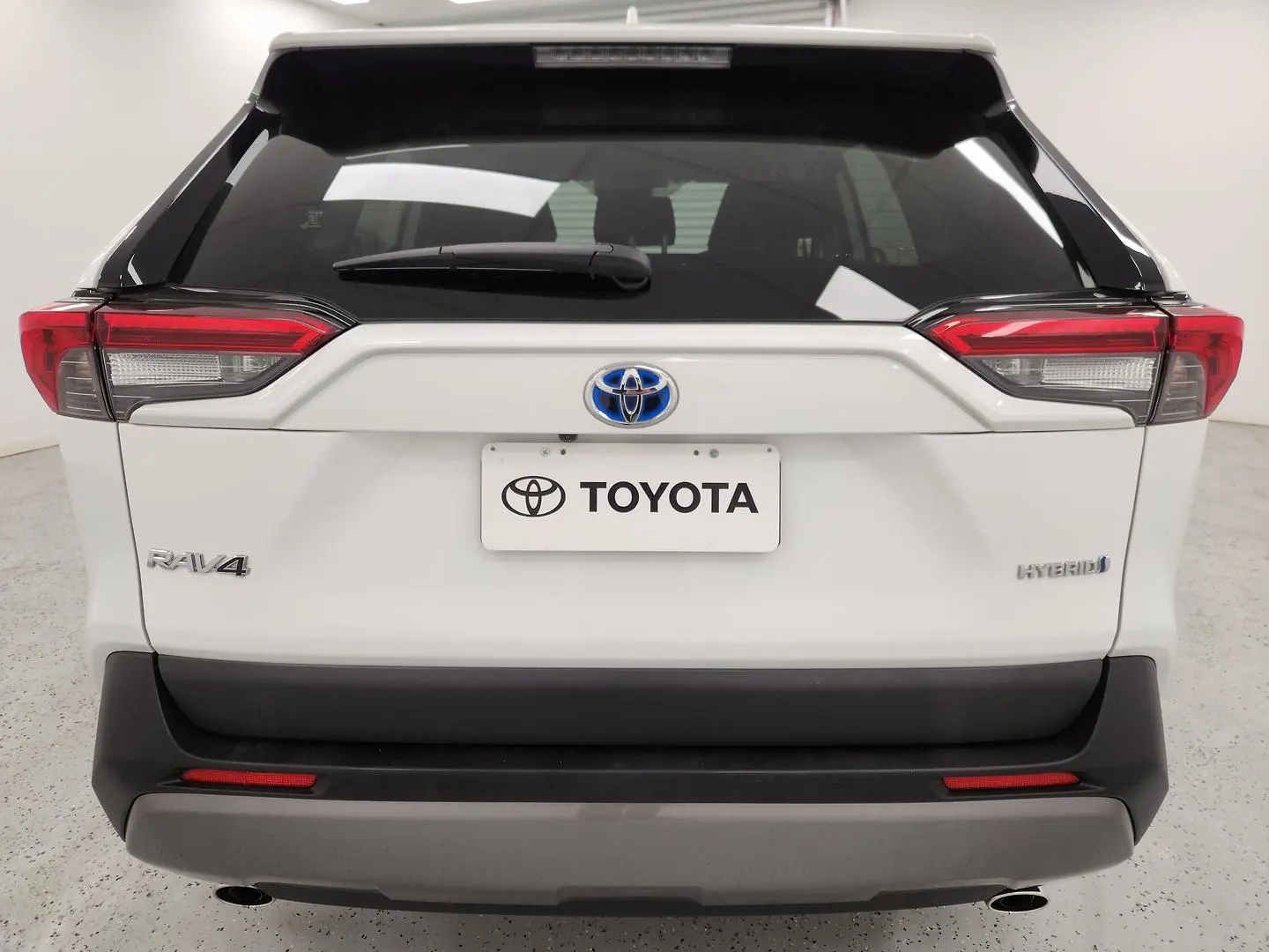 2020 Toyota RAV4 Gallery Image 4