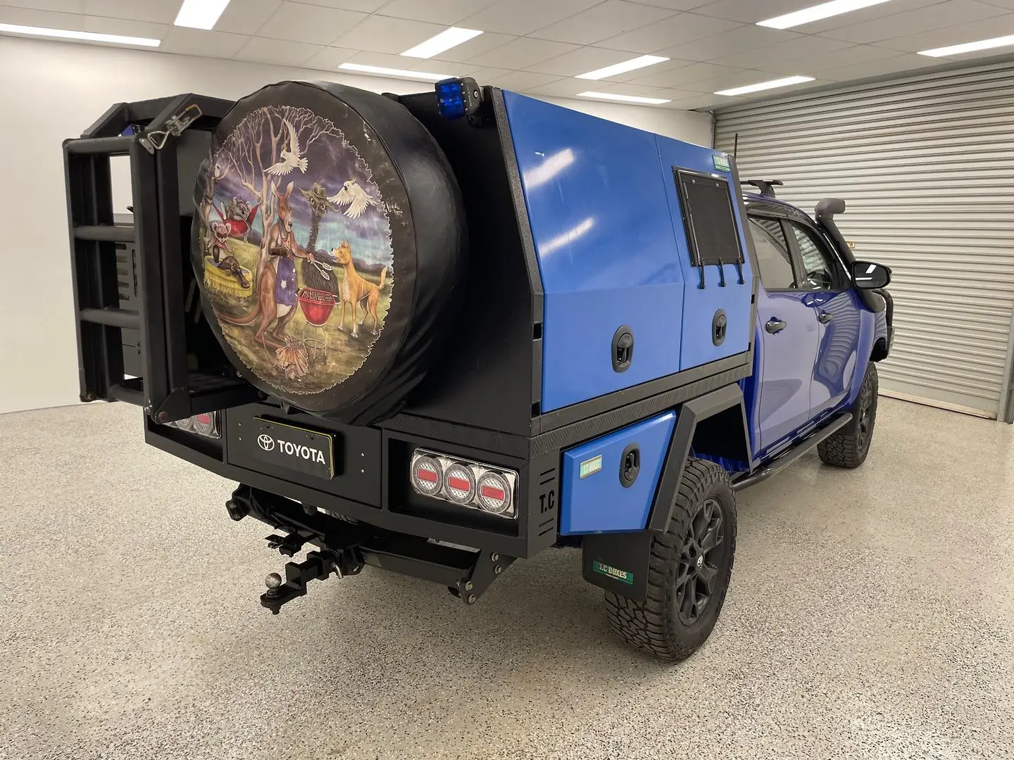 2018 Toyota Hilux Gallery Image 3