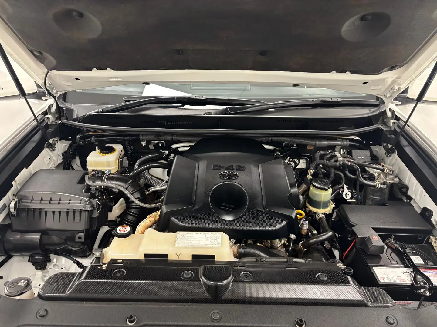 2016 Toyota Landcruiser Prado Gallery Image 15