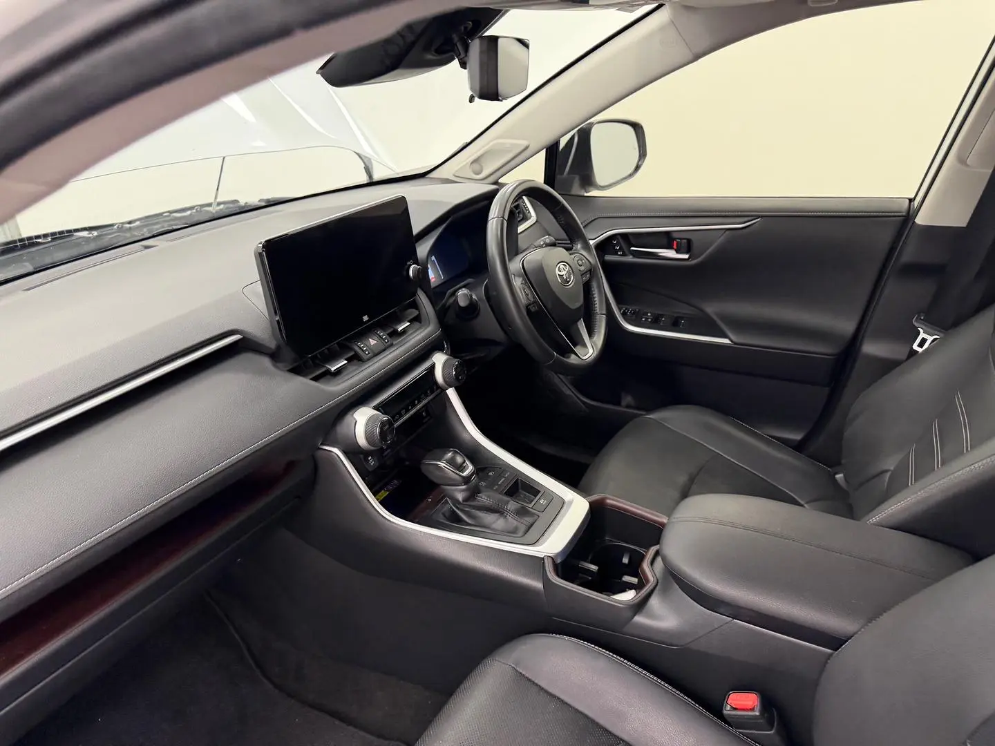 2023 Toyota RAV4 Gallery Image 28