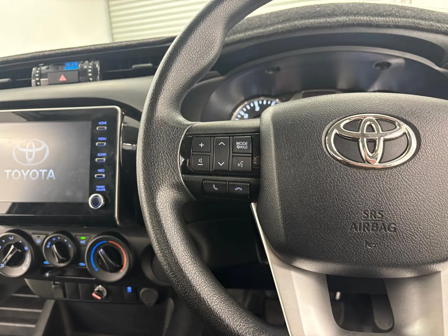 2023 Toyota Hilux Gallery Image 29