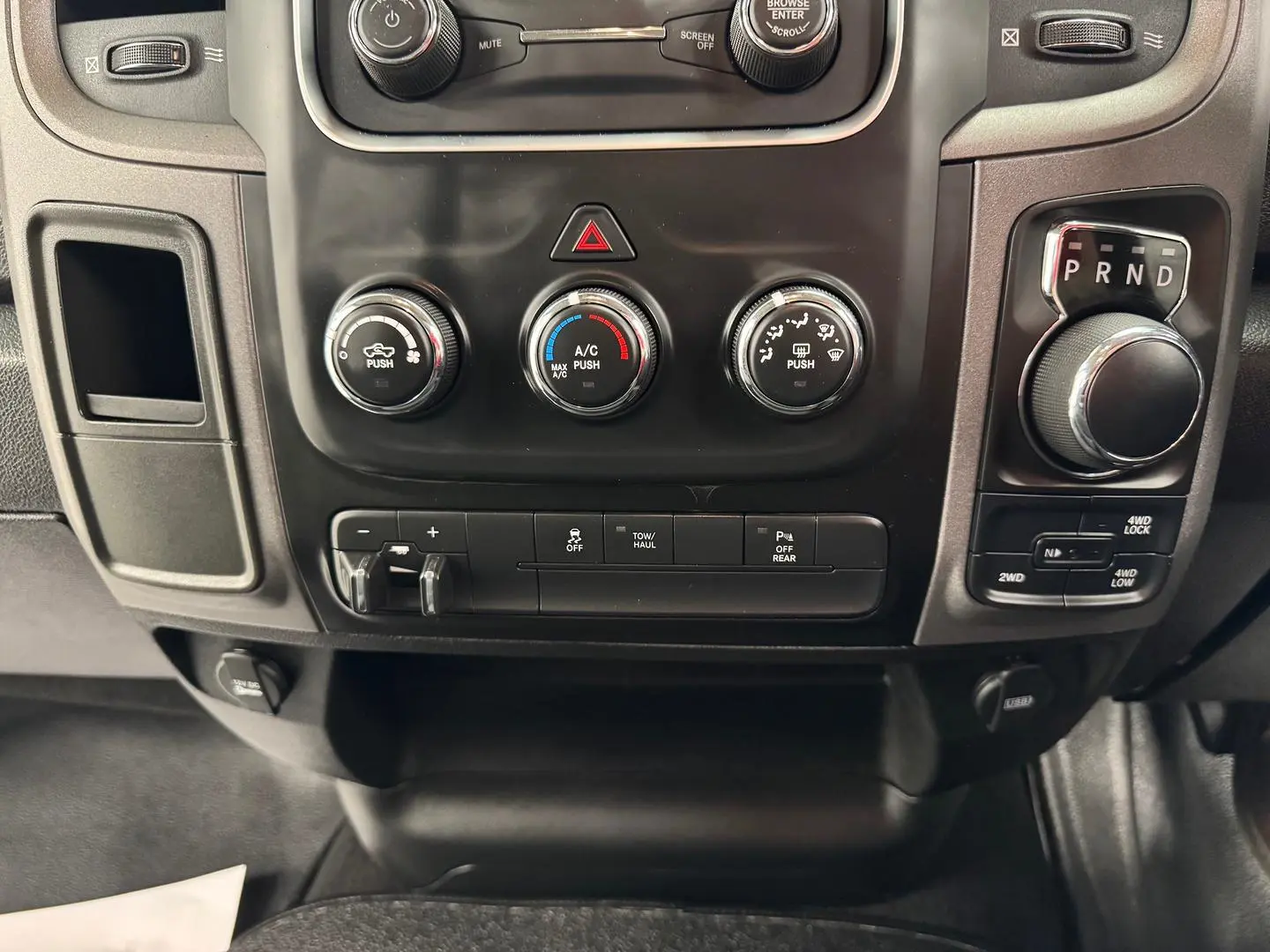 2022 RAM 1500 Gallery Image 20
