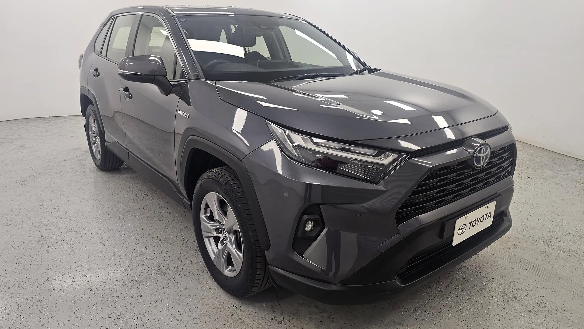 2022 Toyota RAV4 Gallery Image 1