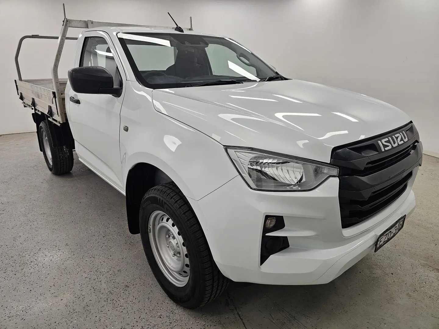 2023 Isuzu D-MAX Gallery Image 1