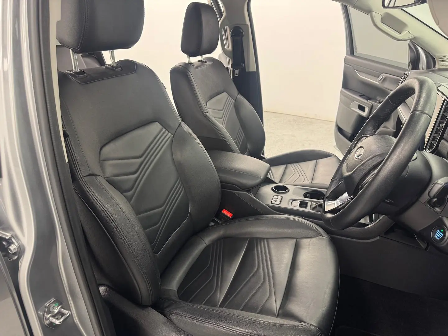 2023 Ford Everest Gallery Image 25