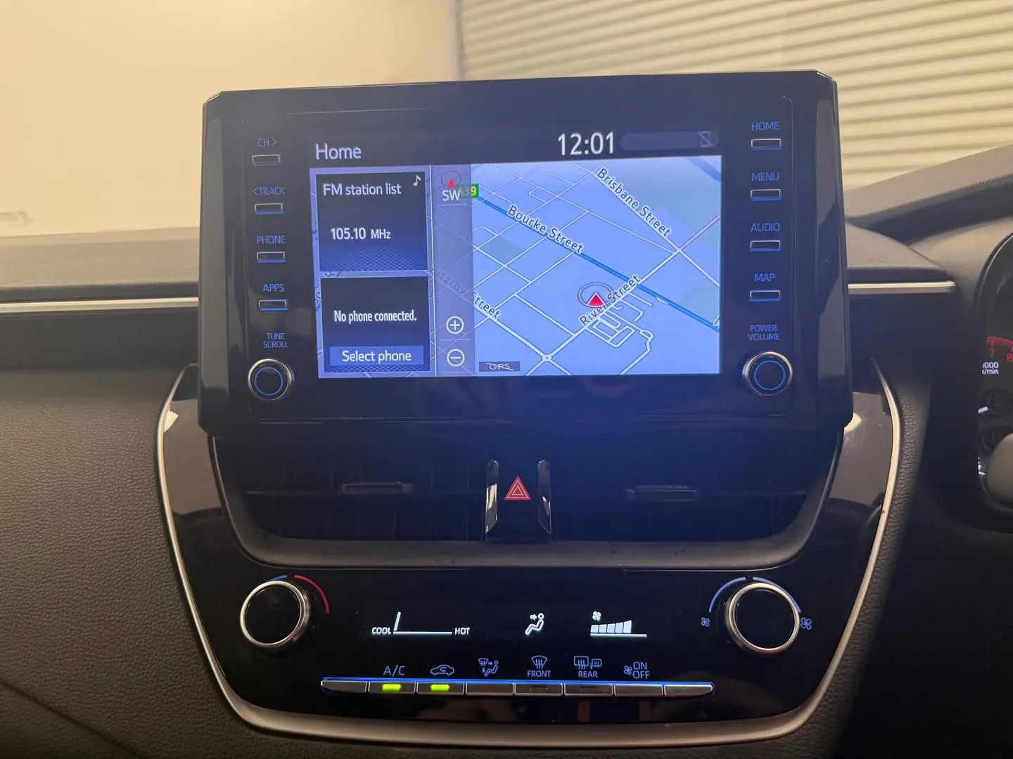 2020 Toyota Corolla Gallery Image 30