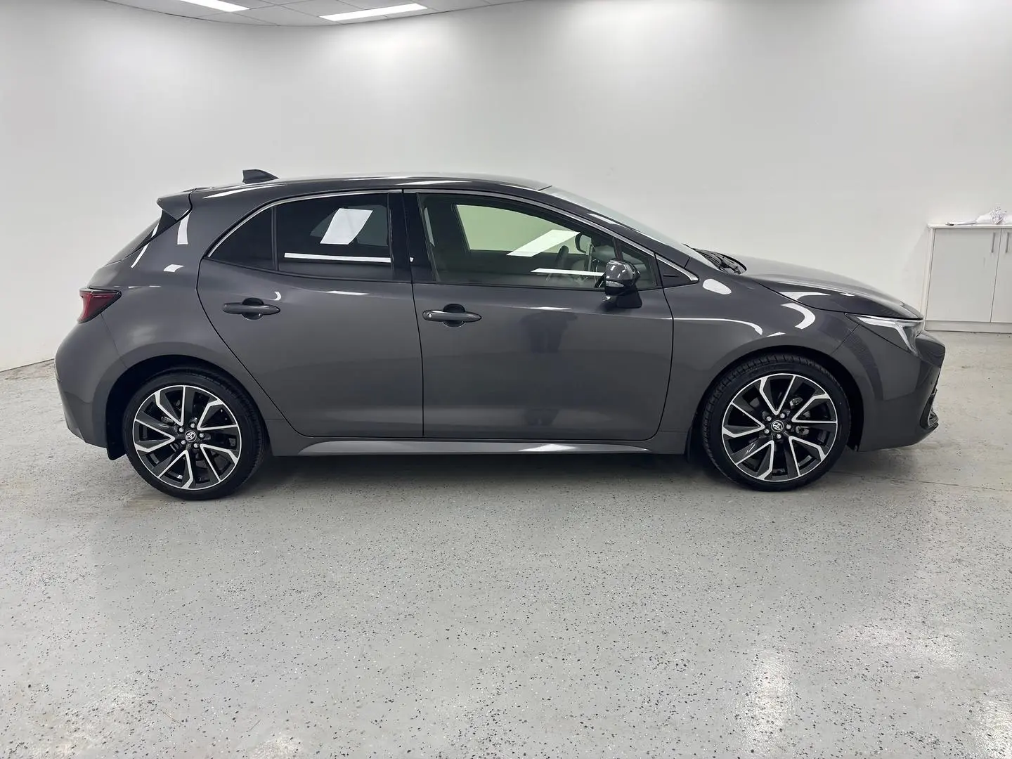 2024 Toyota Corolla Gallery Image 2