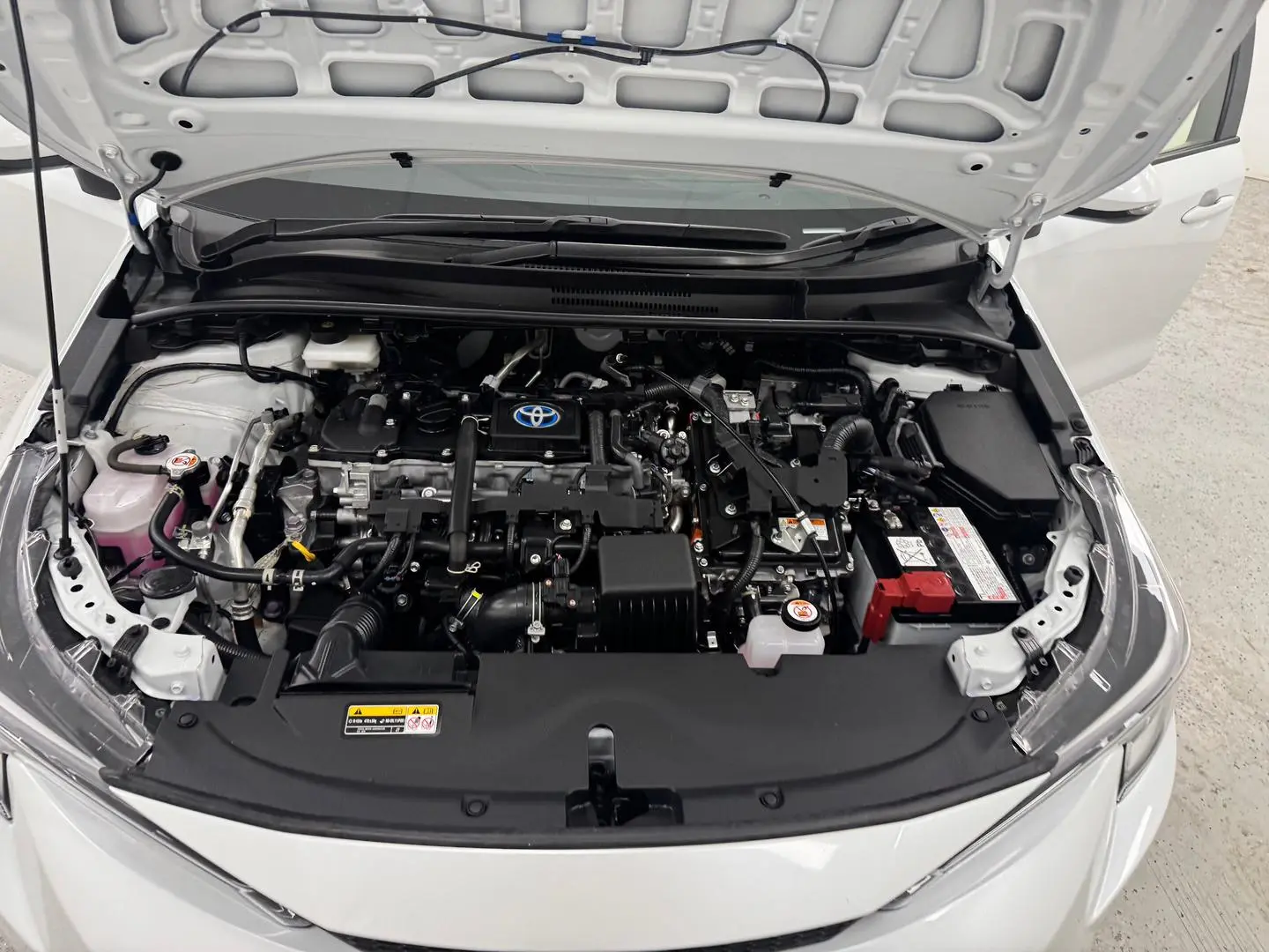 2023 Toyota Corolla Gallery Image 13