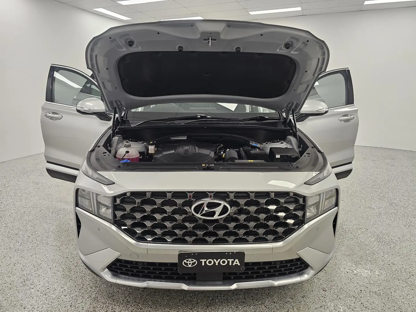 2022 Hyundai Santa Fe Gallery Image 27