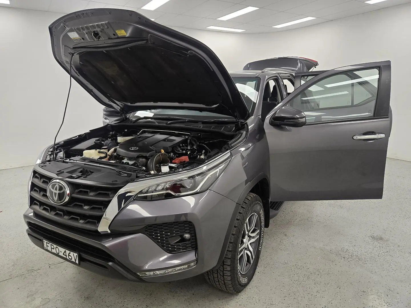 2023 Toyota Fortuner Gallery Image 13