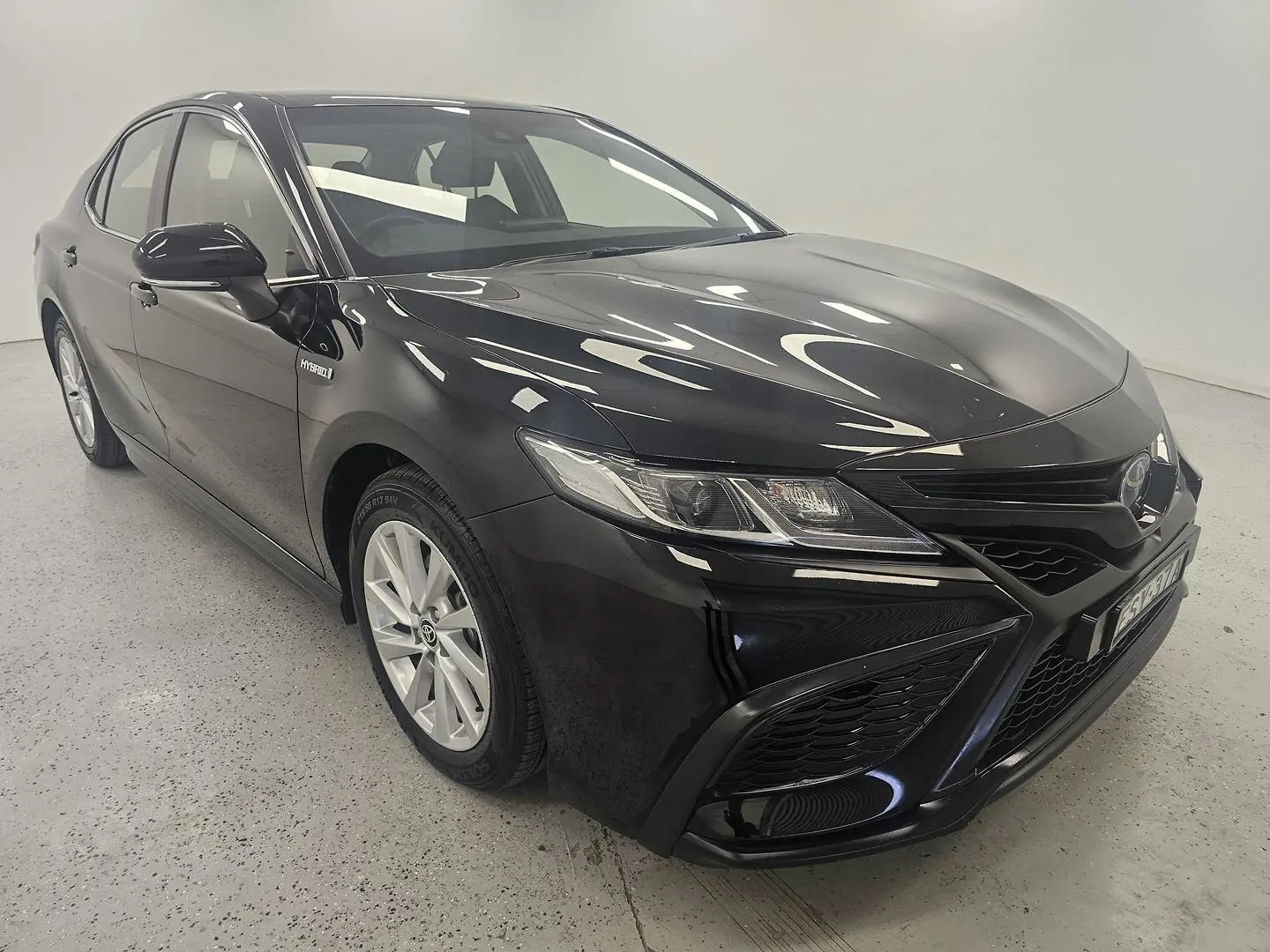 2022 Toyota Camry Gallery Image 1