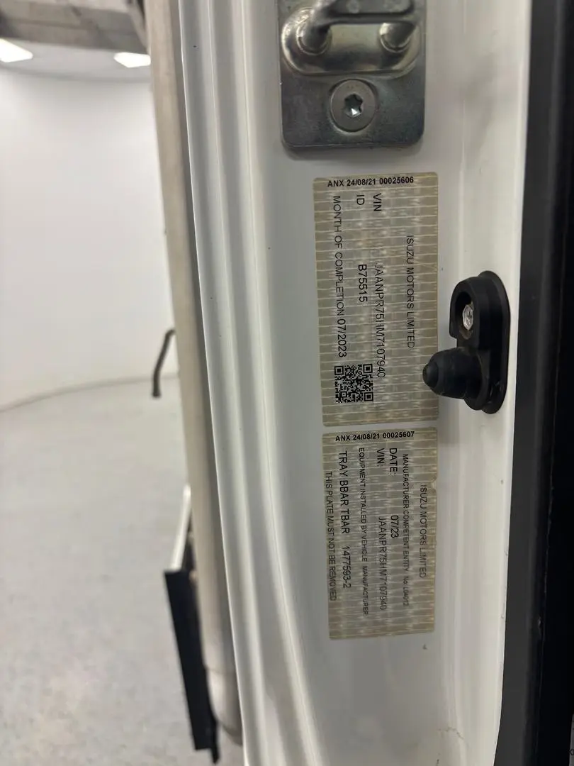 2023 Isuzu N Series Gallery Image 20