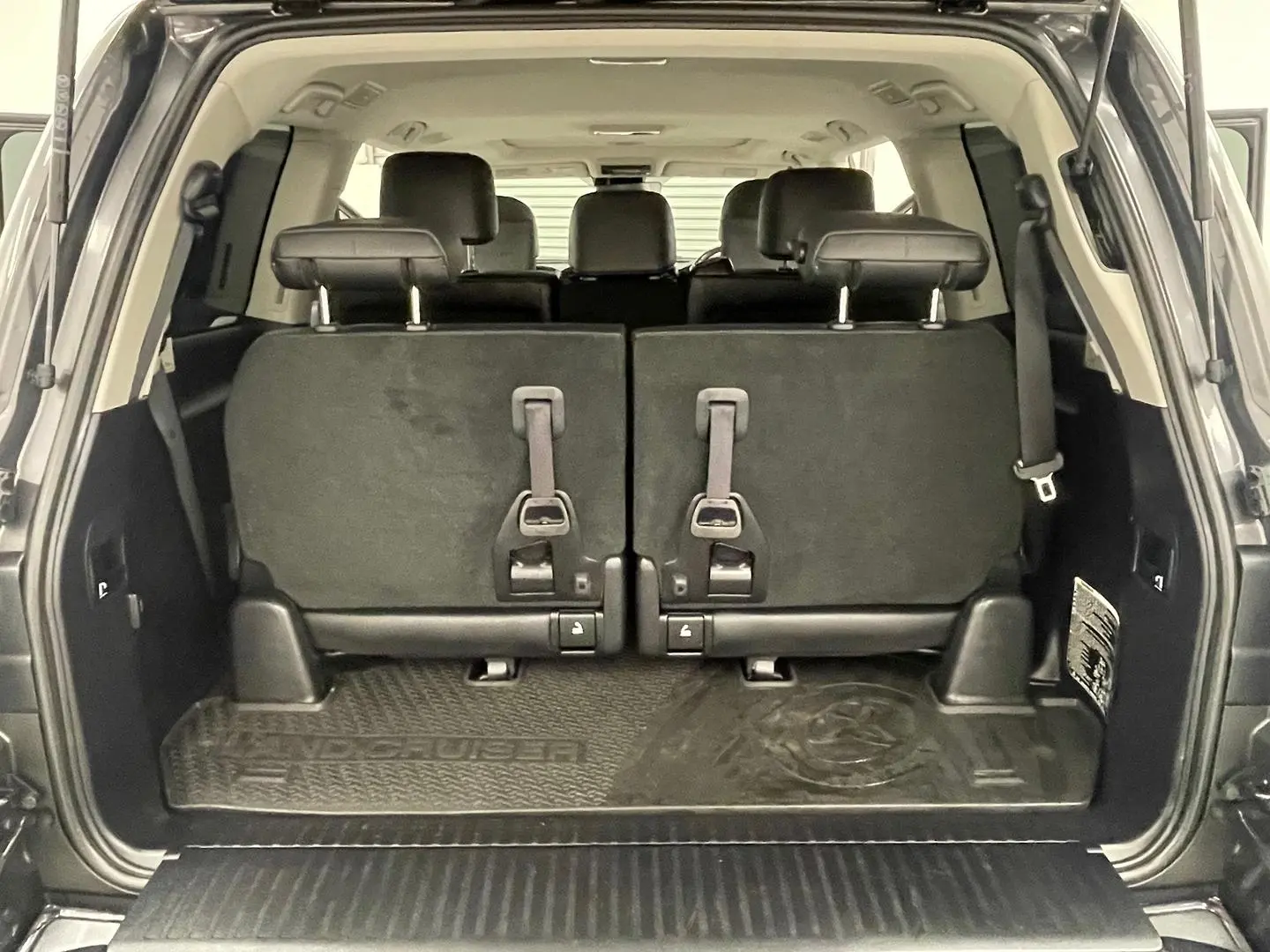 2020 Toyota Landcruiser Gallery Image 21