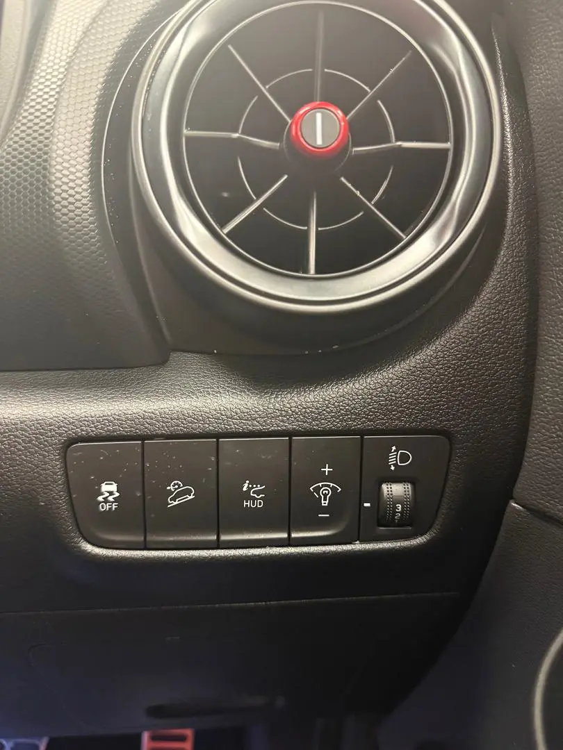 2023 Hyundai Kona Gallery Image 31