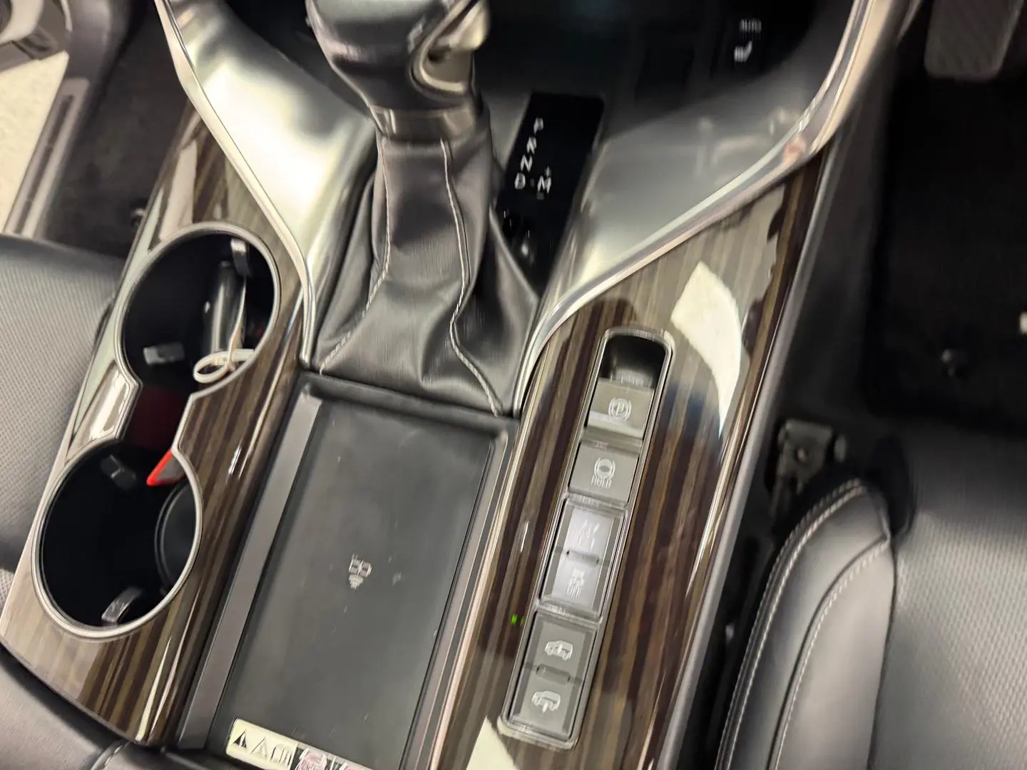 2022 Lexus LX Gallery Image 22