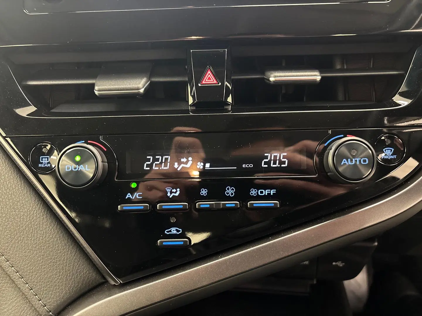 2024 Toyota Camry Gallery Image 30