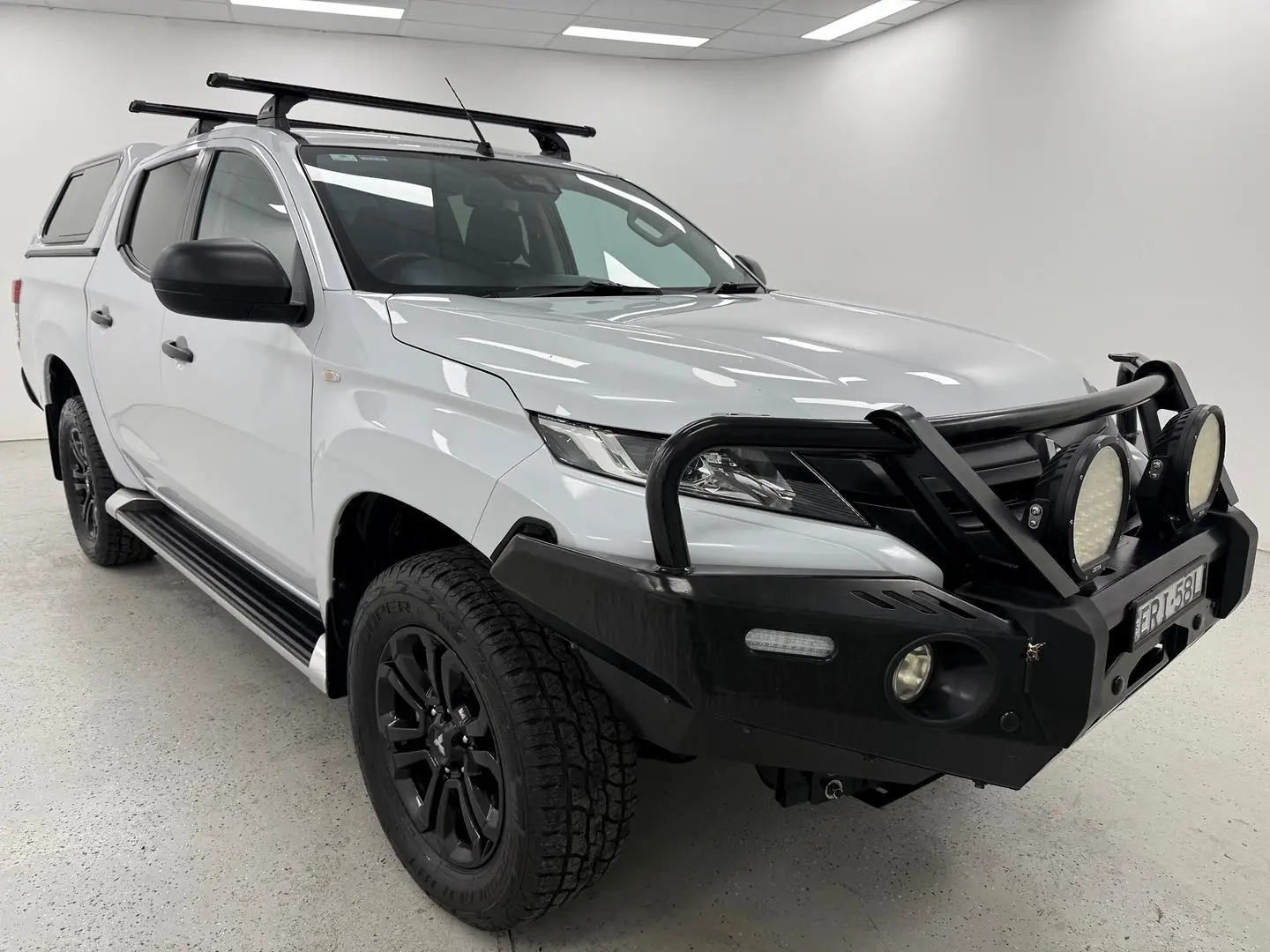 2021 Mitsubishi Triton Gallery Image 1