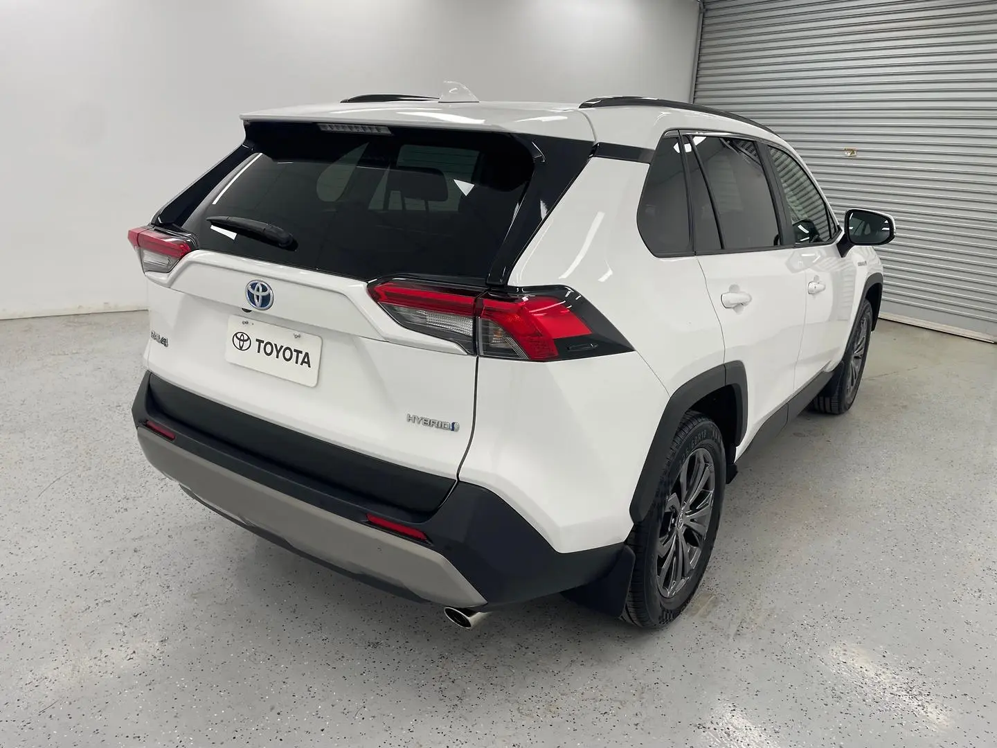 2023 Toyota RAV4 Gallery Image 3