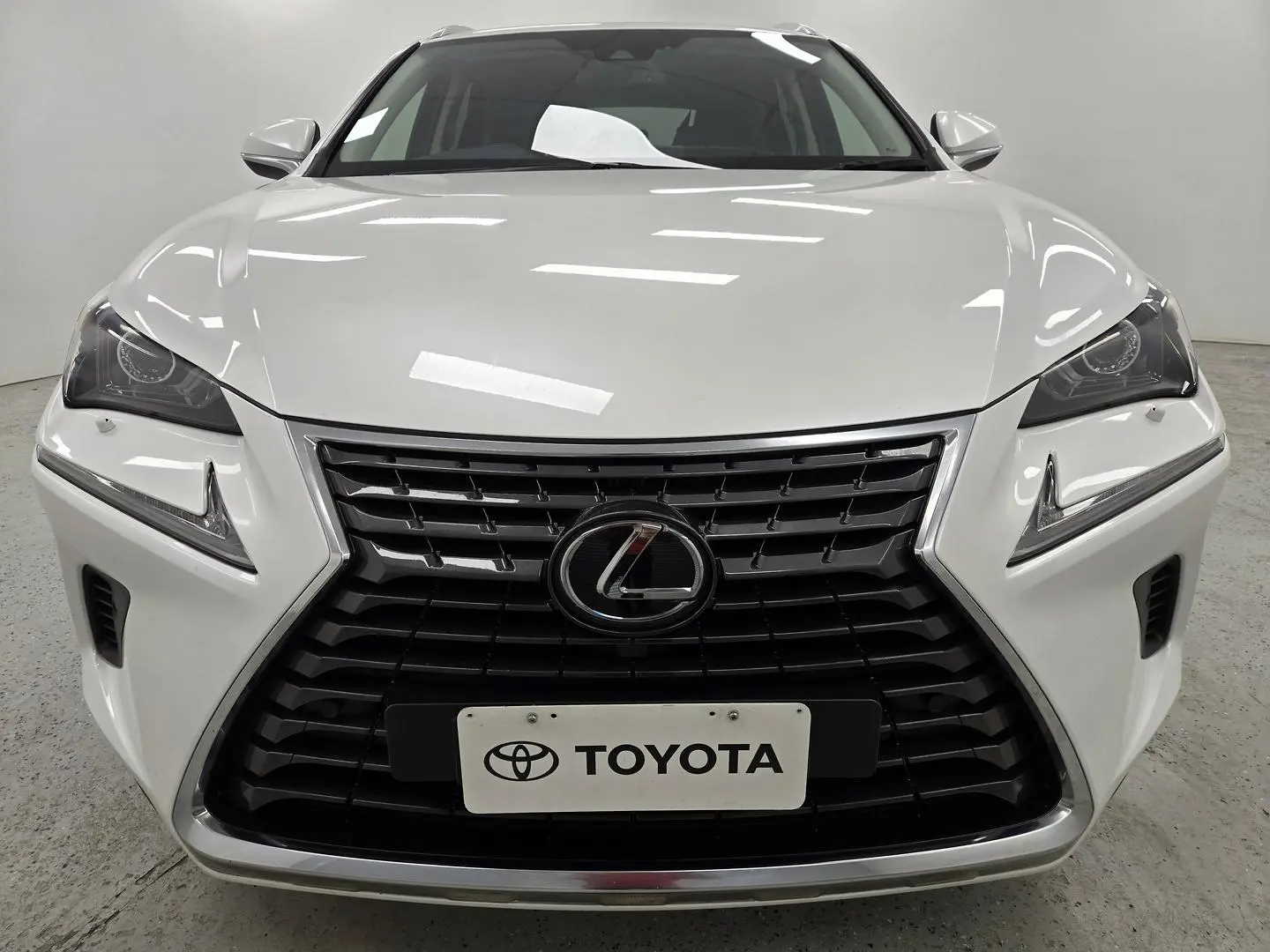 2020 Lexus NX Gallery Image 36