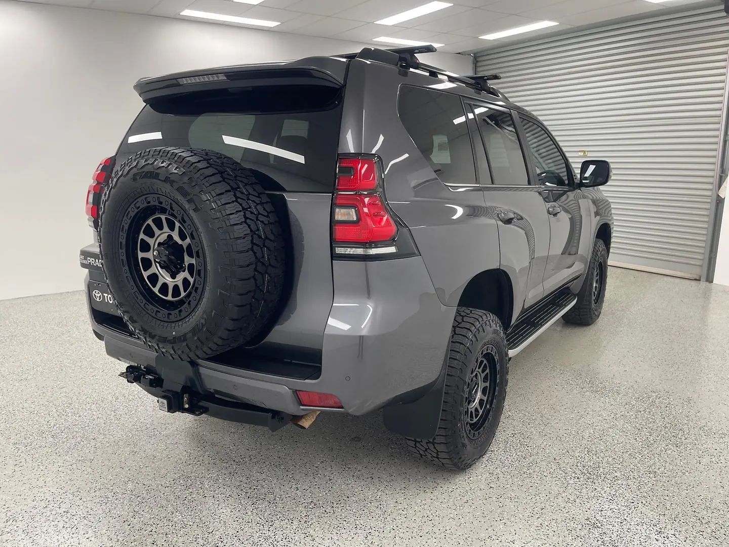 2022 Toyota Landcruiser Prado Gallery Image 3