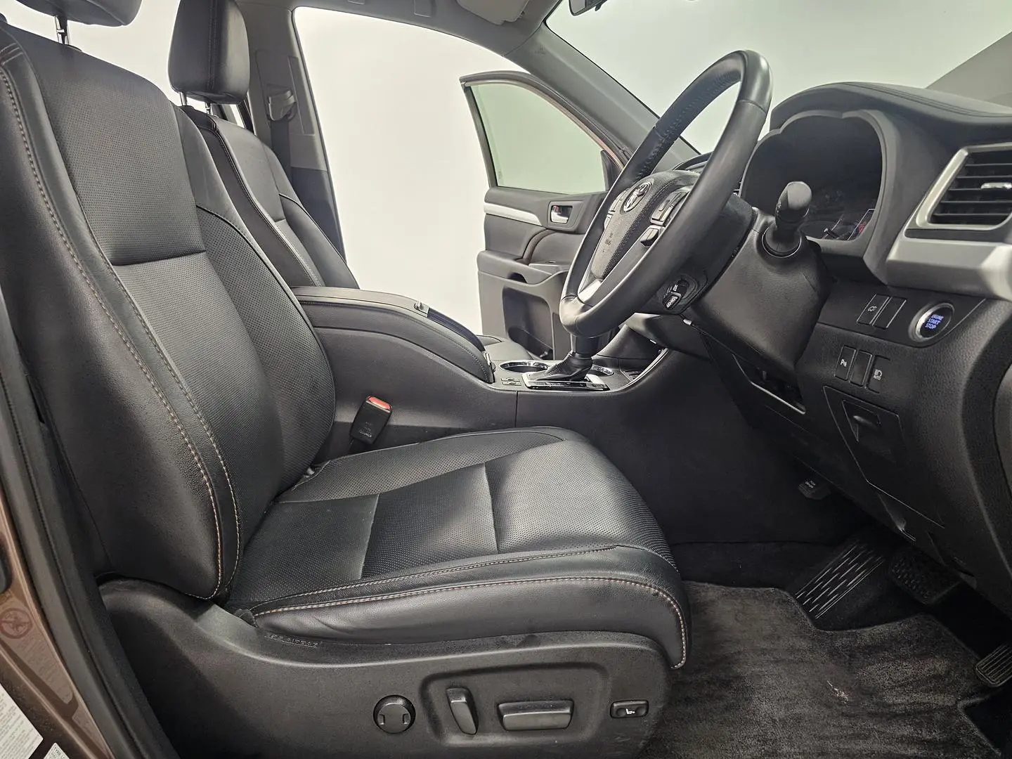 2019 Toyota Kluger Gallery Image 24