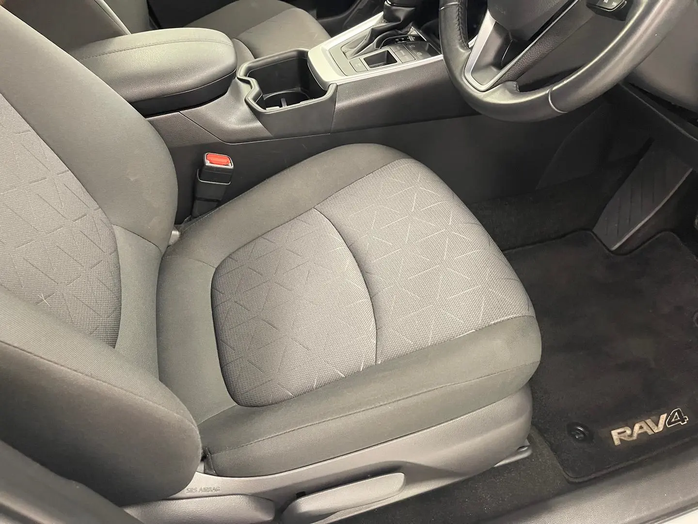 2022 Toyota RAV4 Gallery Image 20