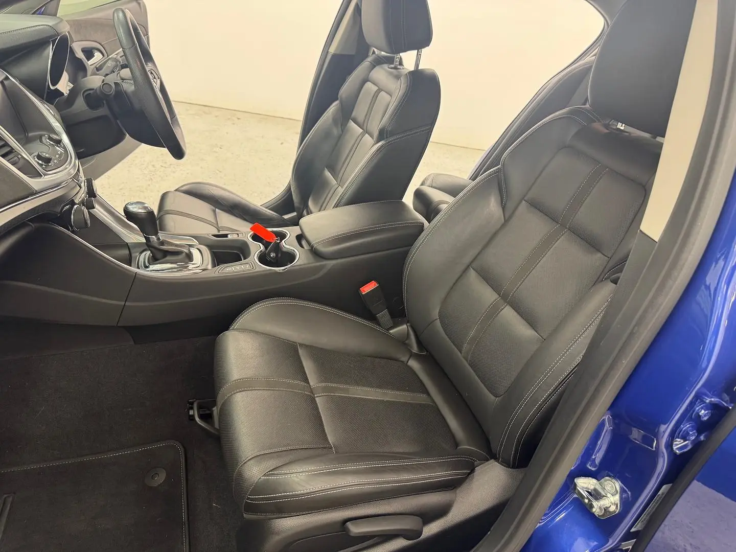 2016 Holden Commodore Gallery Image 29
