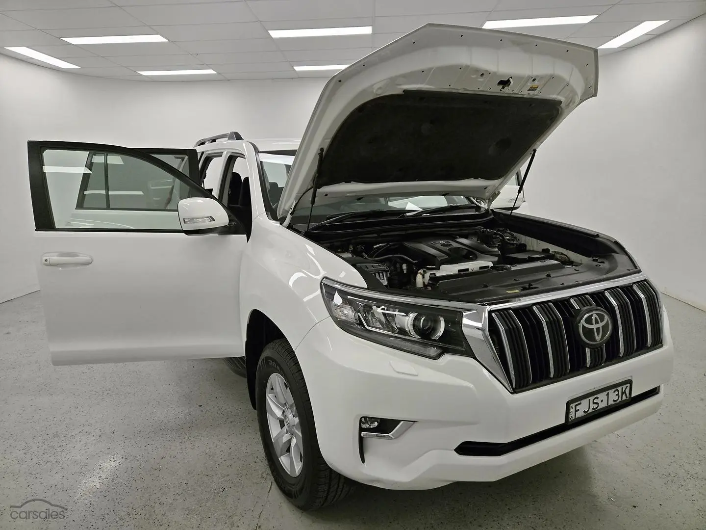 2022 Toyota Landcruiser Prado Image 8