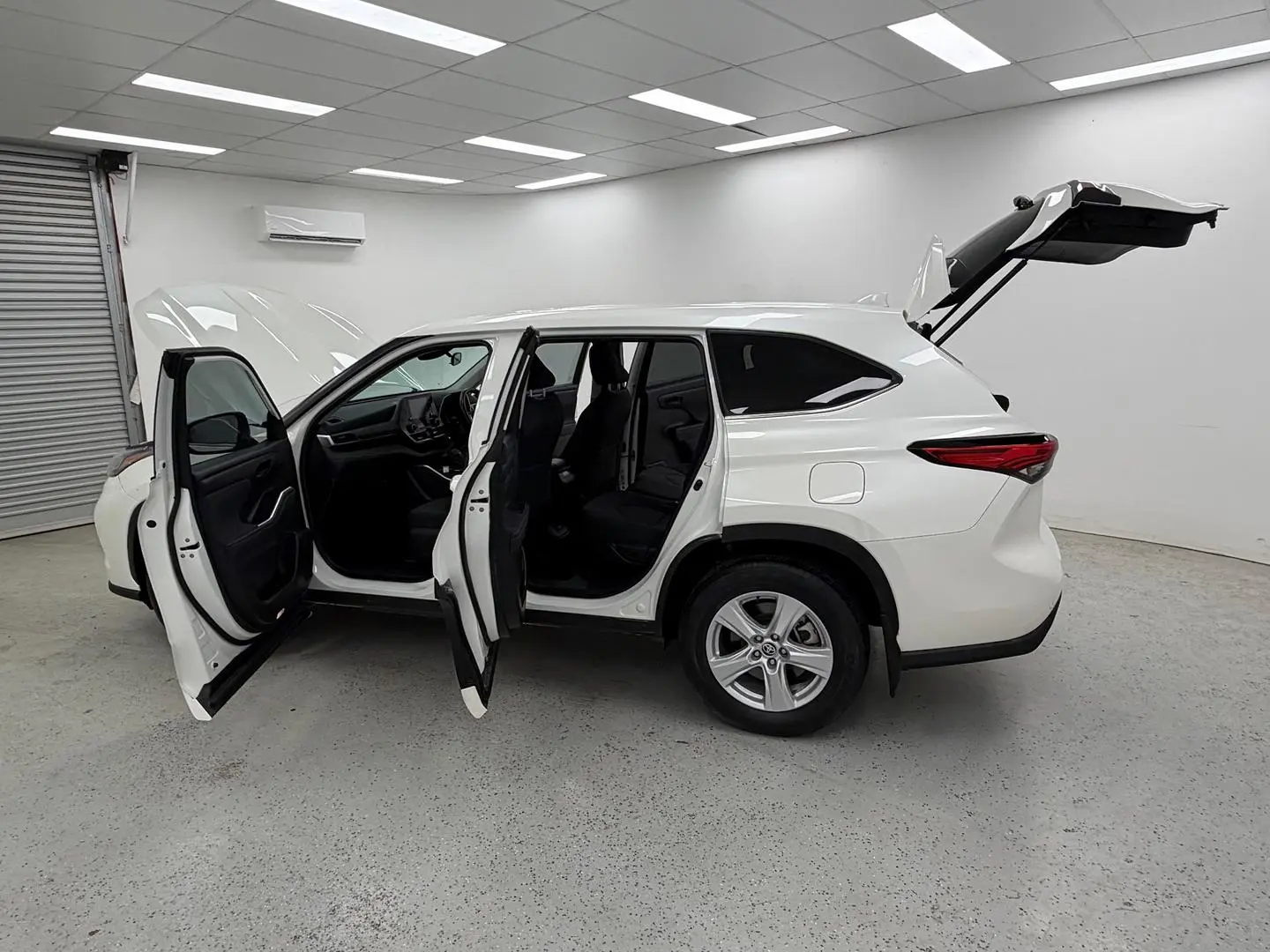 2021 Toyota Kluger Gallery Image 10