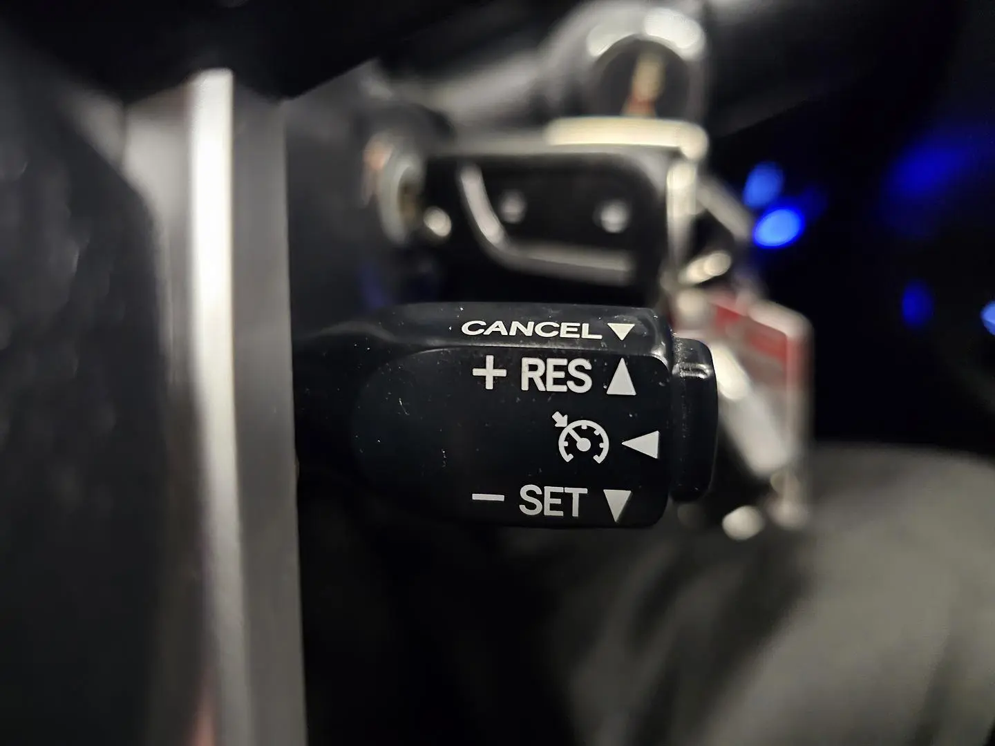 2015 Toyota Hilux Gallery Image 36