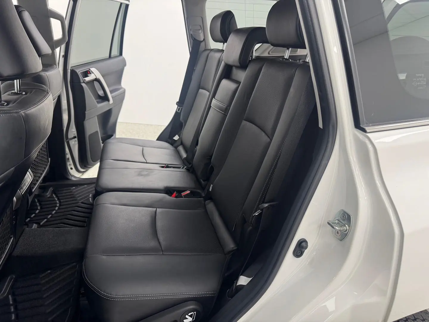 2024 Toyota Landcruiser Prado Gallery Image 30