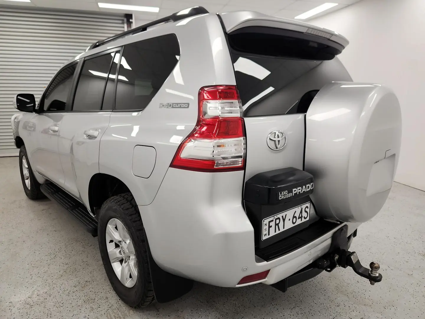2017 Toyota Landcruiser Prado Gallery Image 5