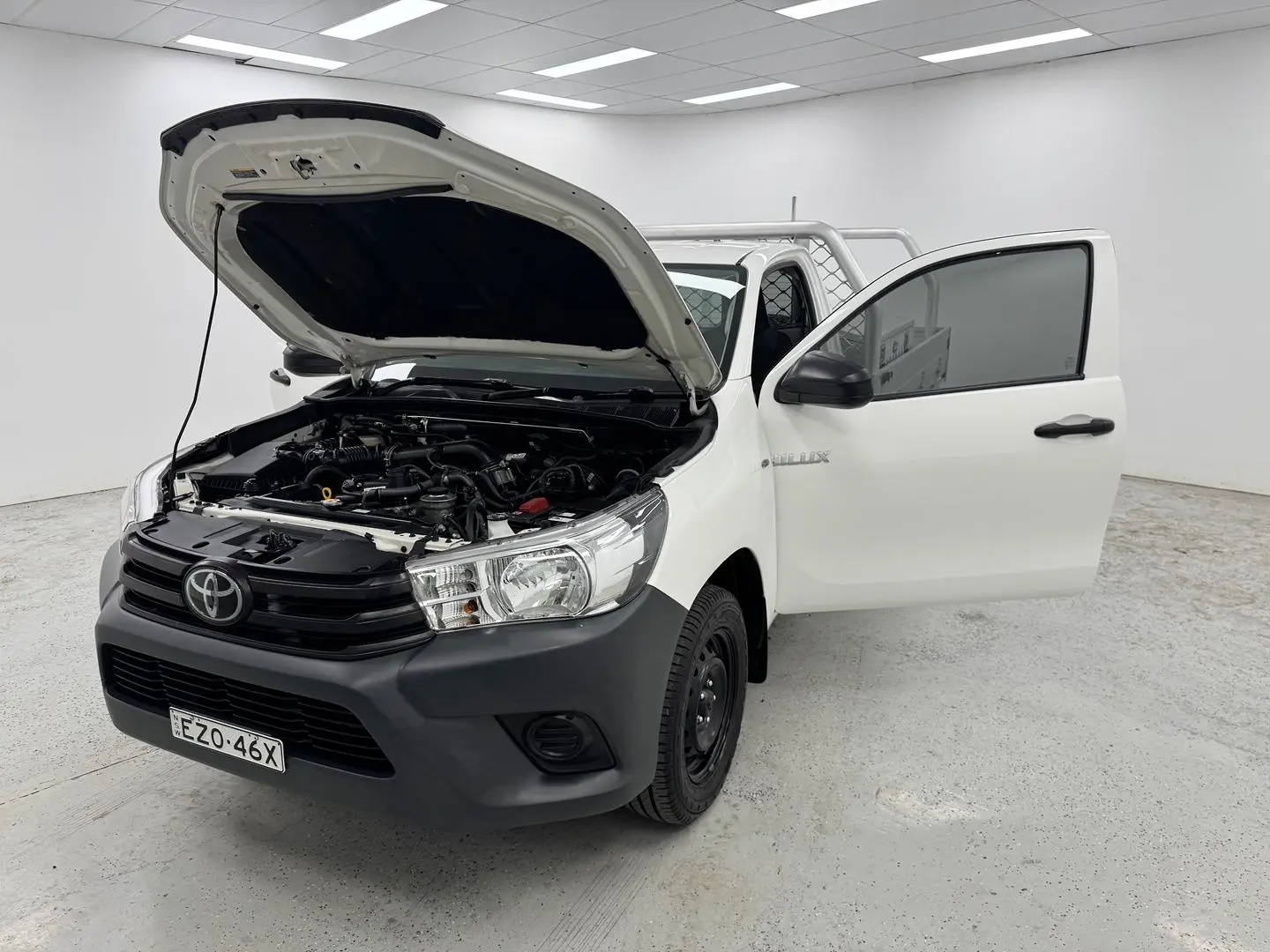 2020 Toyota Hilux Gallery Image 10