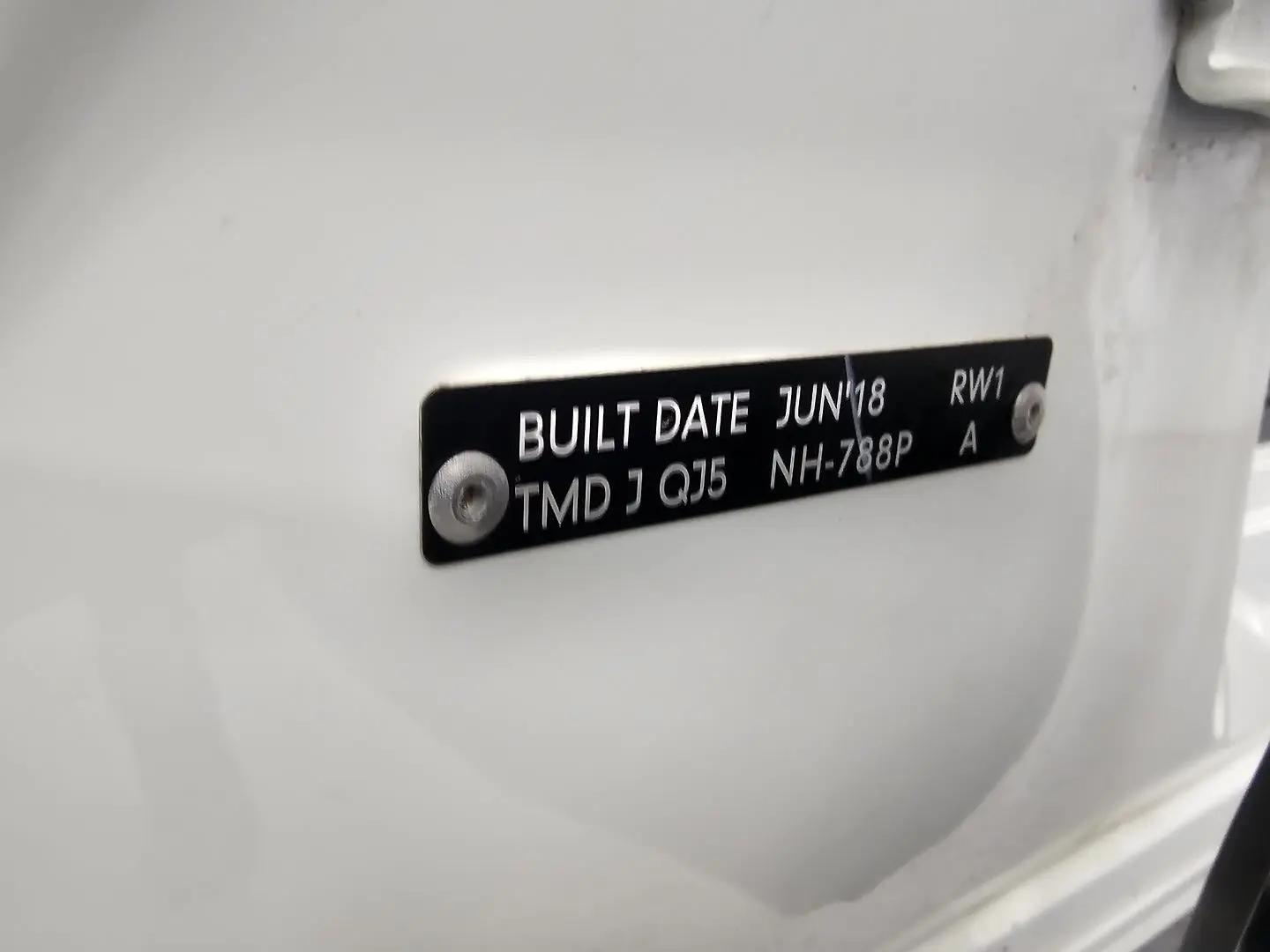 2018 Honda CR-V Gallery Image 13