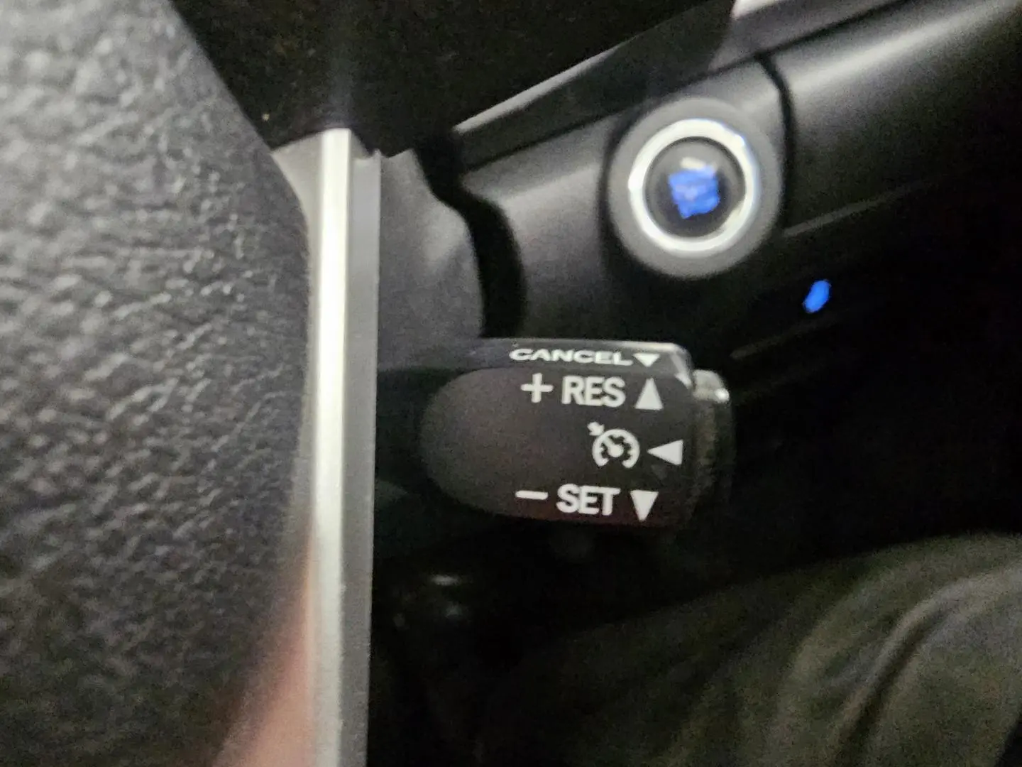 2017 Toyota Hilux Gallery Image 37