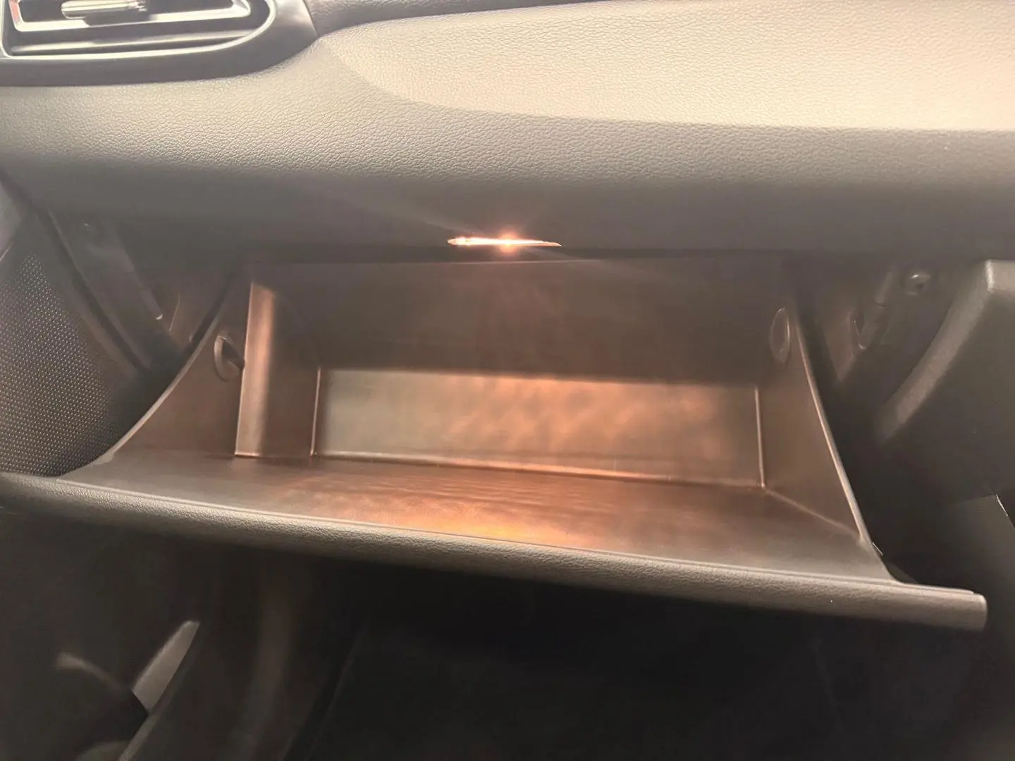 2024 Hyundai i30 Gallery Image 37