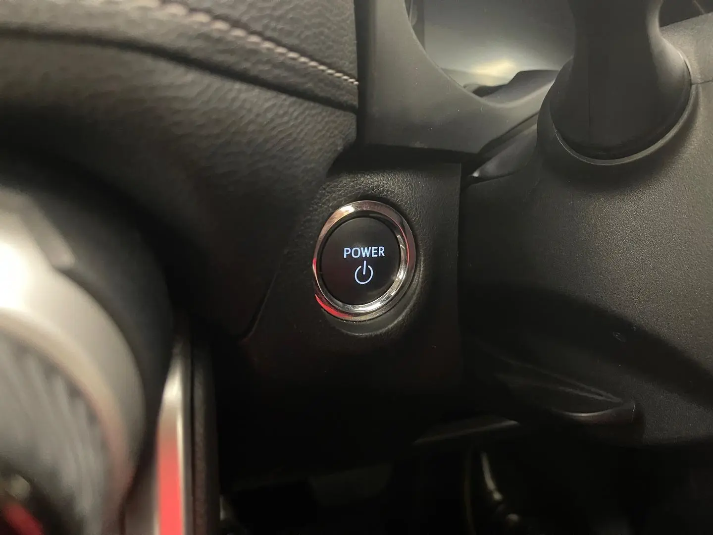 2024 Toyota RAV4 Gallery Image 21