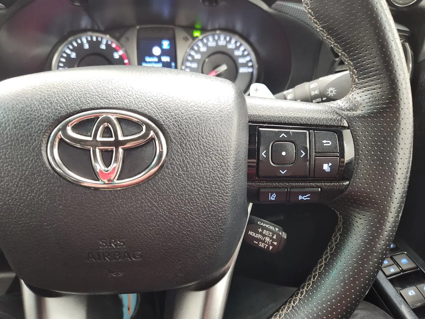 2023 Toyota Hilux Gallery Image 32