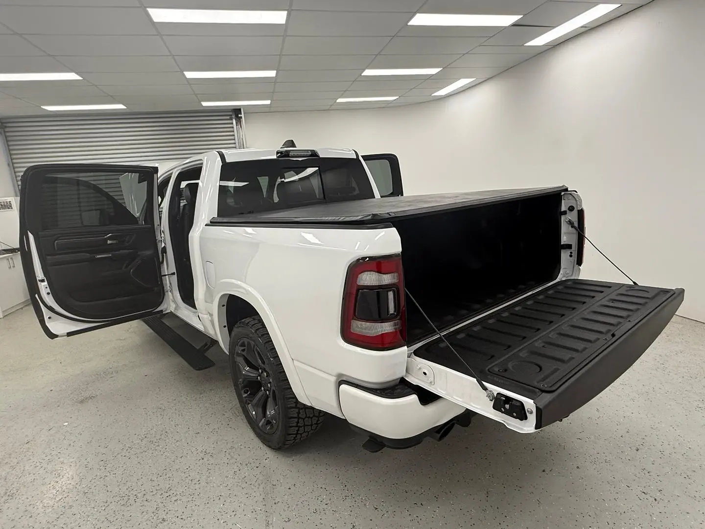 2022 RAM 1500 Gallery Image 14