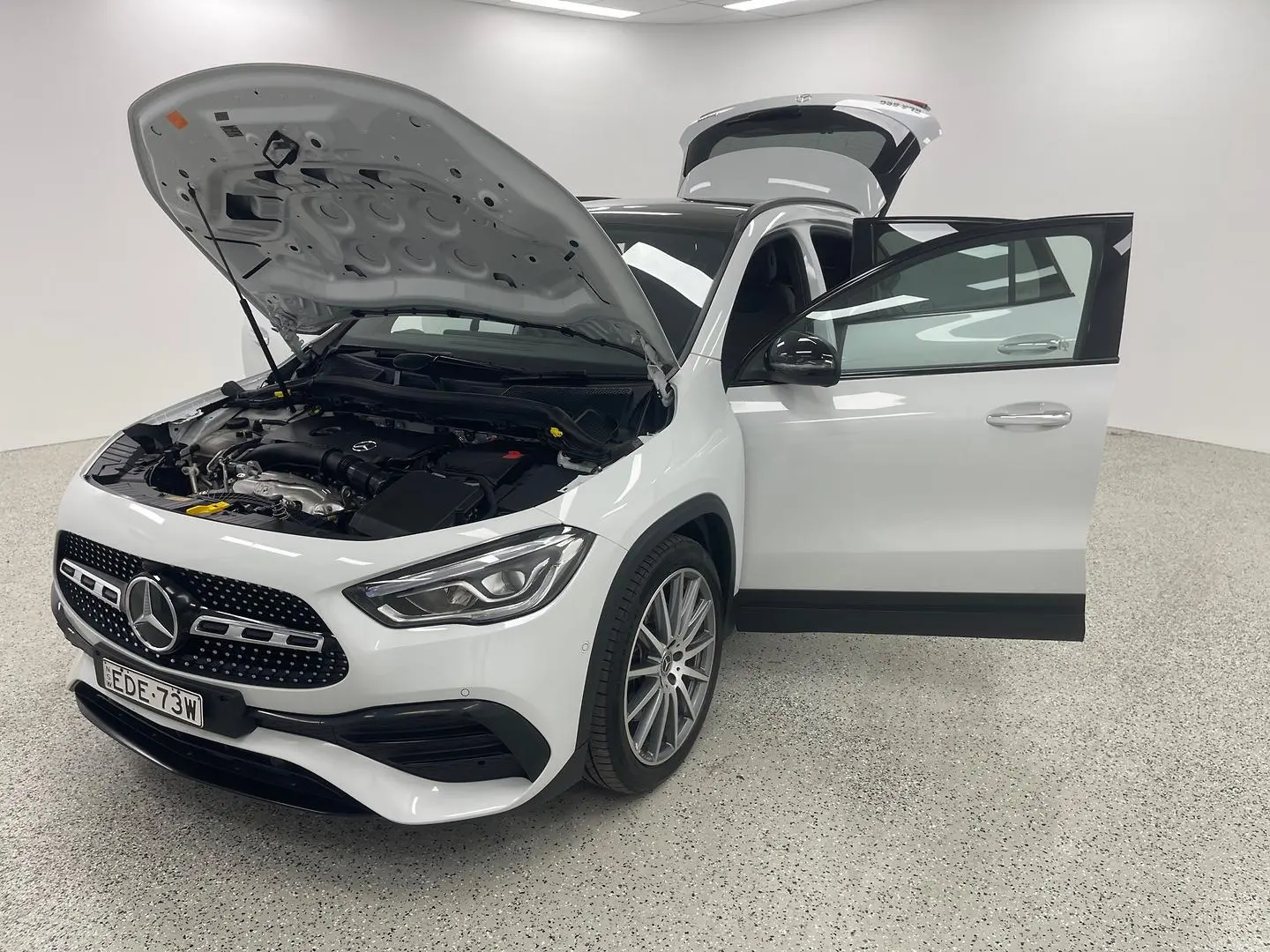 2020 Mercedes-Benz GLA-Class Gallery Image 13