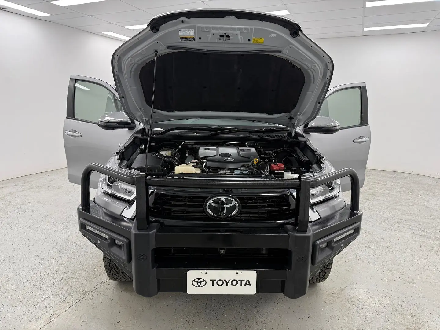 2023 Toyota Hilux Gallery Image 23