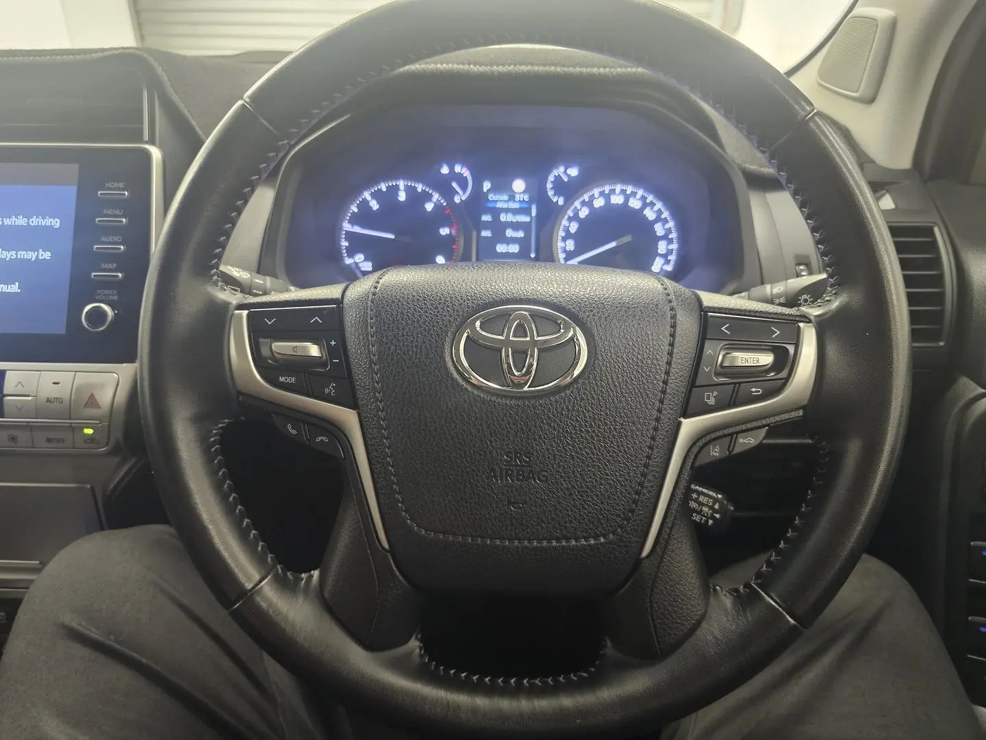 2021 Toyota Landcruiser Prado Gallery Image 31