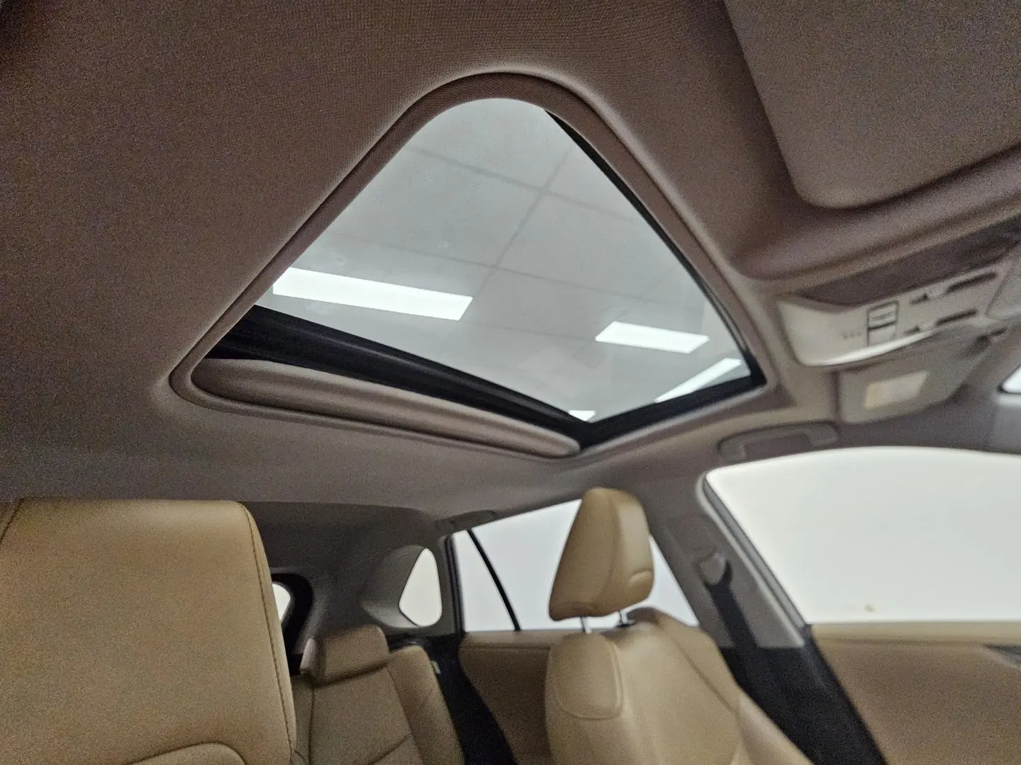 2021 Toyota RAV4 Gallery Image 36