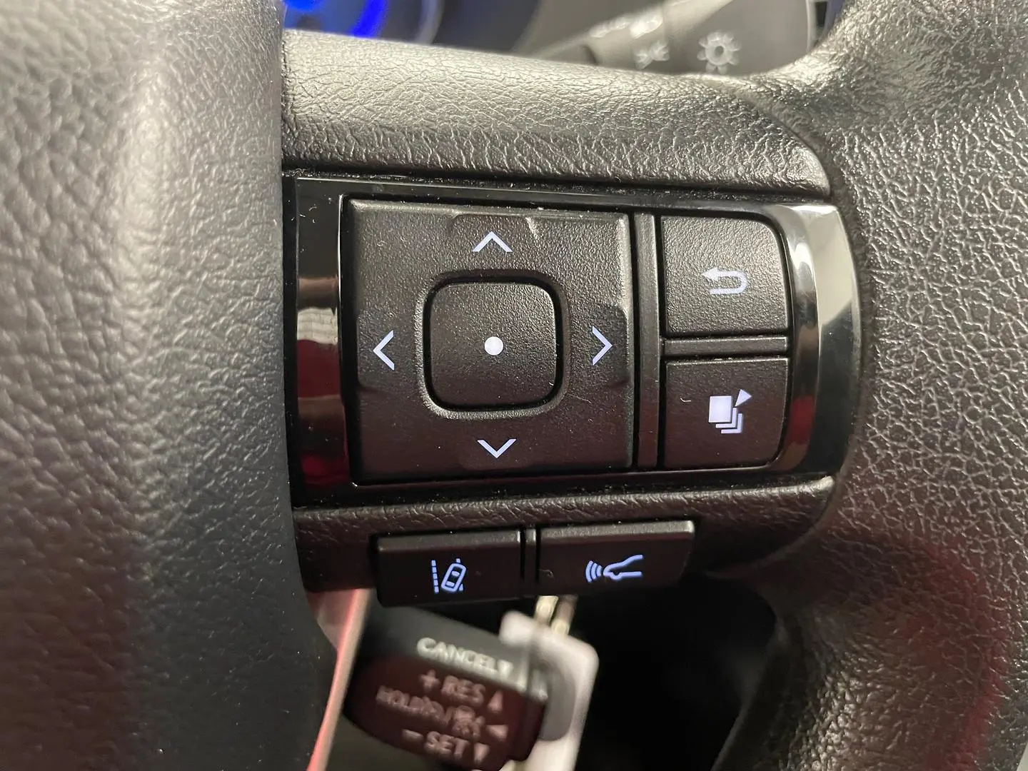 2020 Toyota Hilux Gallery Image 20